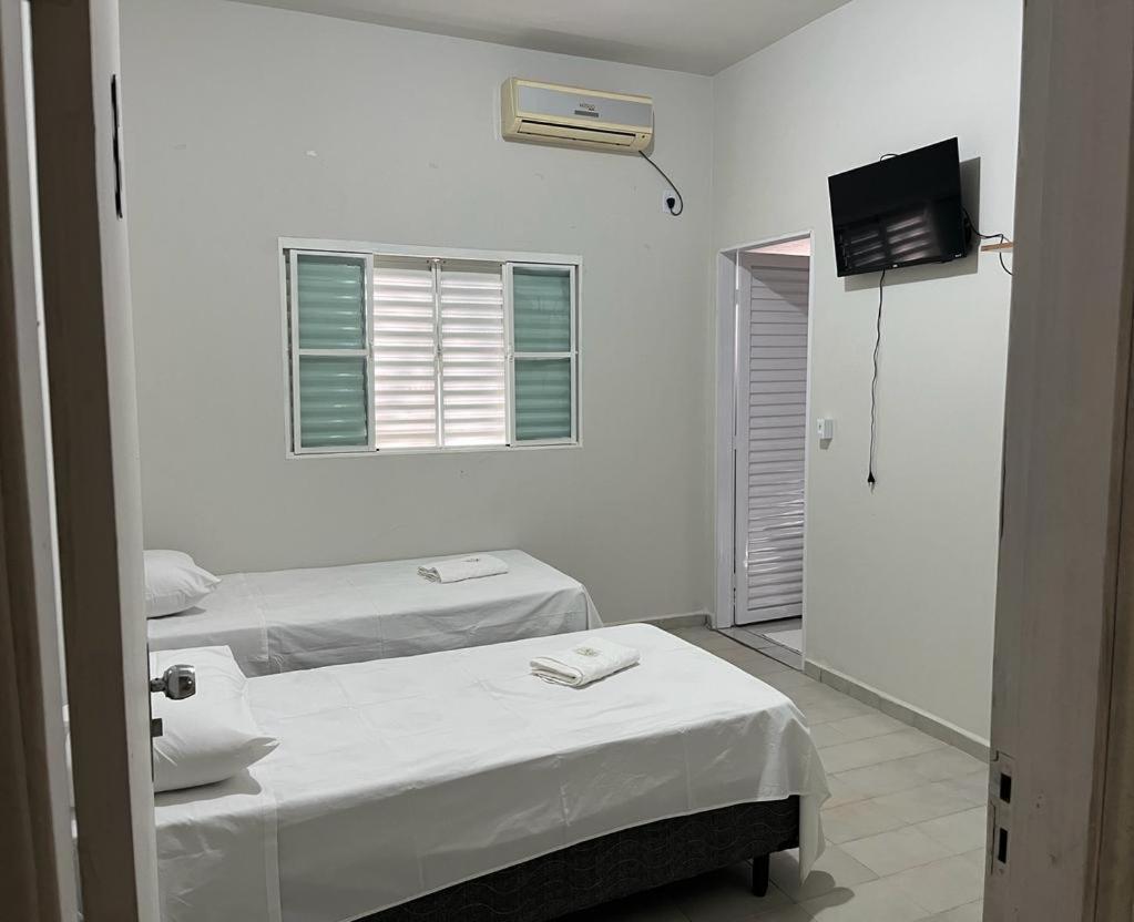 Hotel E Pousada 3 Irmaos Coxim Екстериор снимка